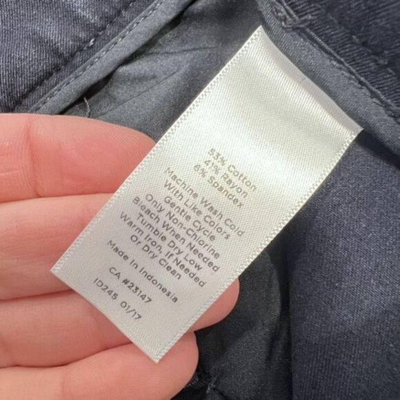 Talbots Chatham Women's Ankle Pants Side Zip Button Hem Cropped‎ Blue Size 10 - Picture 4 of 9